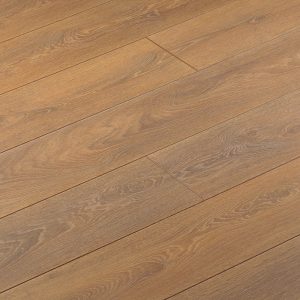 Ламинат 33 класс Ultradecor Expert Choice дуб харлех 2,22 кв.м 8 мм с фаской